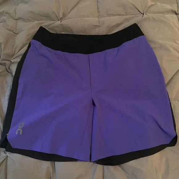 On Cloud Mens Running Shorts - Picture 1 of 3